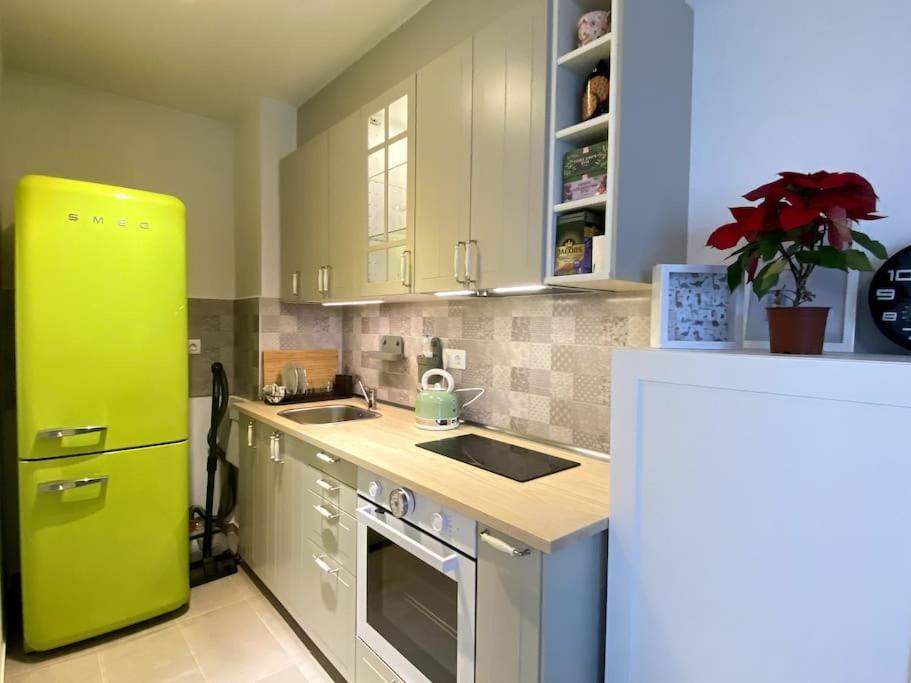 New Studio Apartment In Central Budapest - Free Parking Kültér fotó